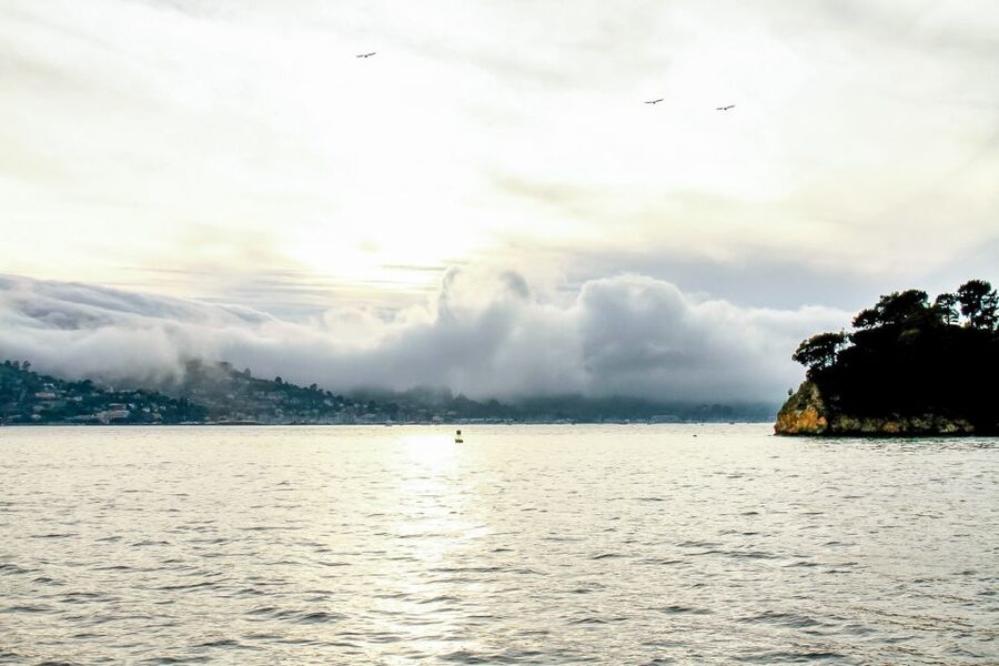 San Francisco: California Sunset Cruise (2-hours) - The best way to prepare for cold, fog, and photographs