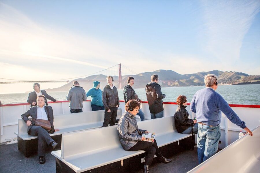 San Francisco: Golden Gate Bay Cruise - Circling Alcatraz Island without leaving the boat