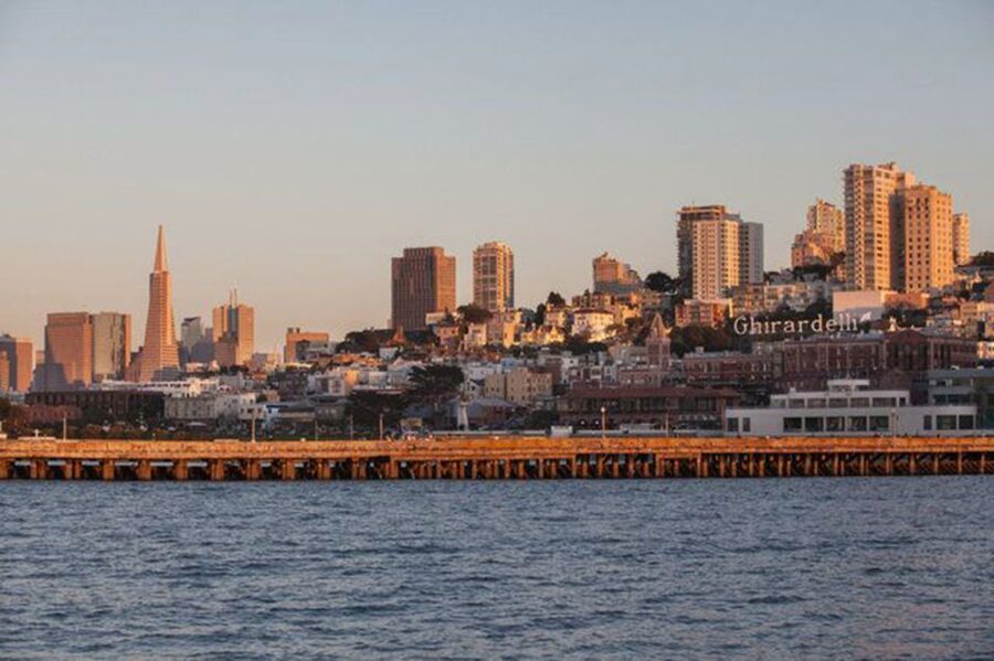 San Francisco: Golden Gate Bridge Catamaran Cruise - Choosing between the cabin, viewing deck, and trampoline nets