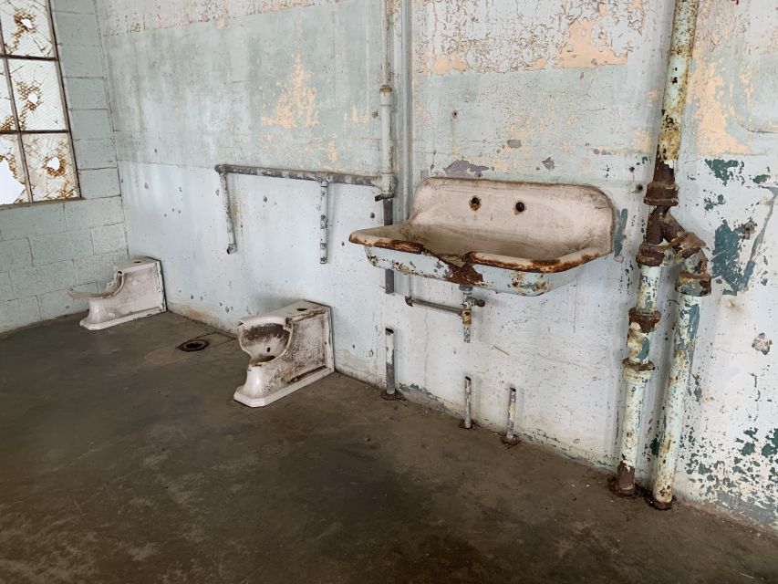 San Francisco: Inside Alcatraz Tour with Bay Cruise - What the $135 price includes