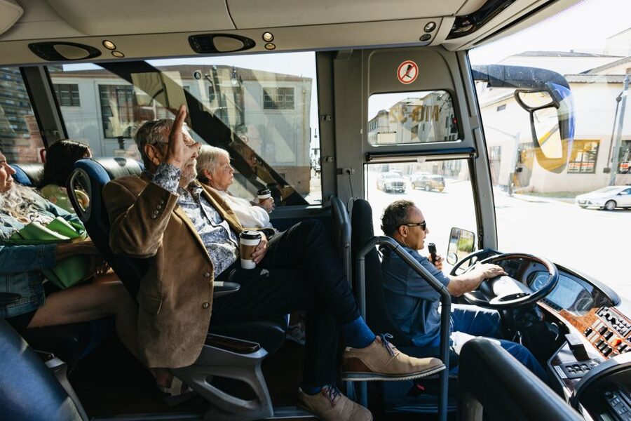 San Francisco: Napa and Sonoma Valley Wine Tour - Sonoma Plaza: the best pause in the middle