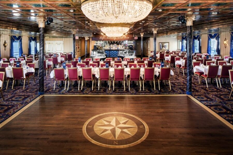 Savannah: Buffet Dinner Cruise with Live Entertainment - The Southern buffet: what you are actually eating
