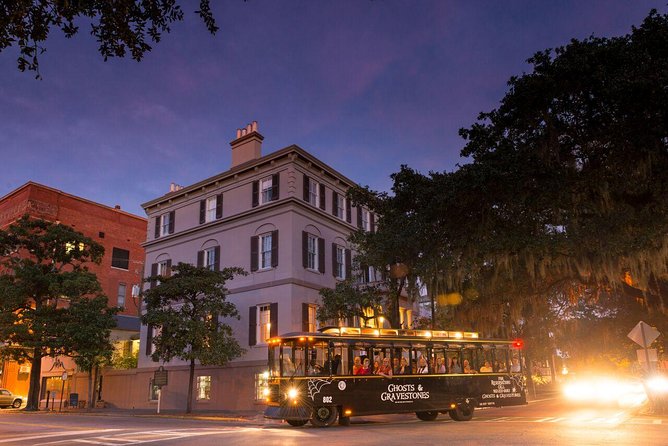 Savannah Ghosts & Gravestones Trolley Tour - My Verdict: Book It for Atmosphere, Not Gravestones