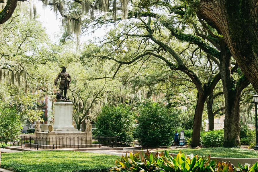Savannah: Old Savannah Tours Historic Overview - What you can see from the open-air trolley