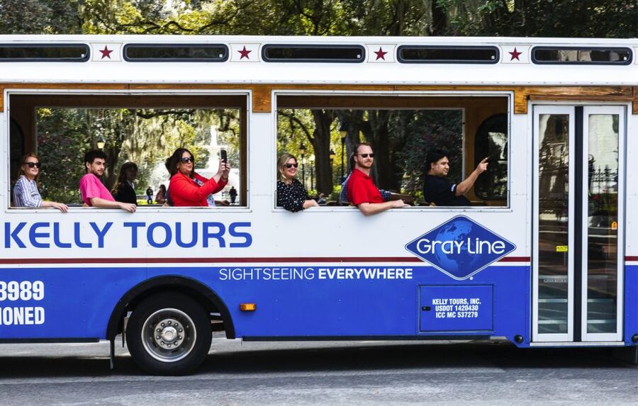 Savannah: Riverboat Cruise & City Tour Combo - A practical first look at Savannah for $79