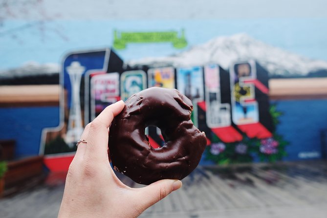 Seattle Delicious Donut Adventure & Walking Food Tour - Why this doughnut walk works in Seattle