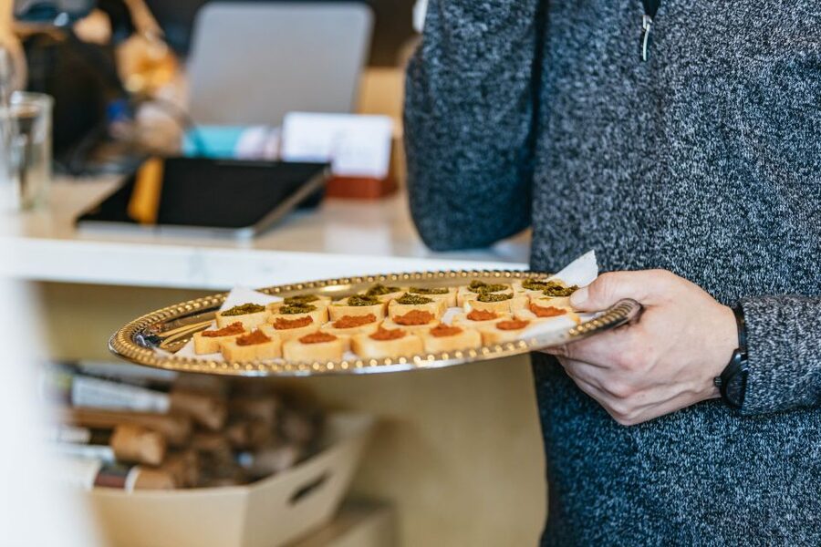 Seattle: Pike Place Market Chef-Guided Food Tour - Chukar Cherries and the sweet side of Seattle