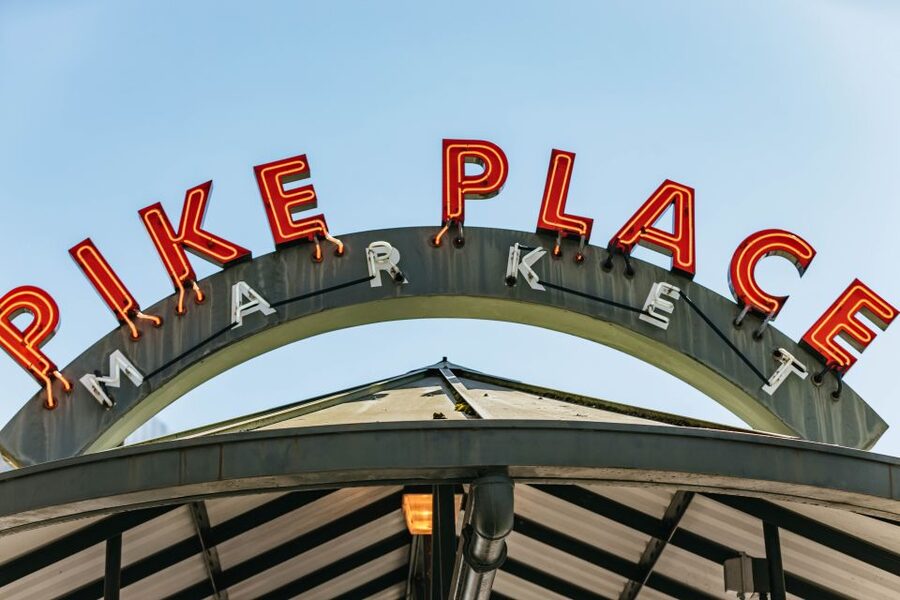 Seattle: Pike Place Market Chef-Guided Food Tour - Tacos, cheese, gelato, and market-made specialties