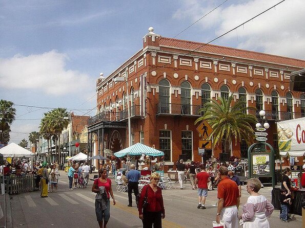 Shared Ybor City Historic Walking Tour - Key Reasons to Consider This Ybor City Walk