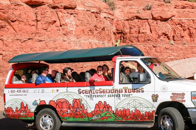 Sightseeing Highlights Tour of Sedona - Live narration, humor, and the guide you get