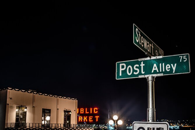 Sinister Sins, Scandal, and Shadows: Seattle Ghost Tour - The guide can make or break the evening