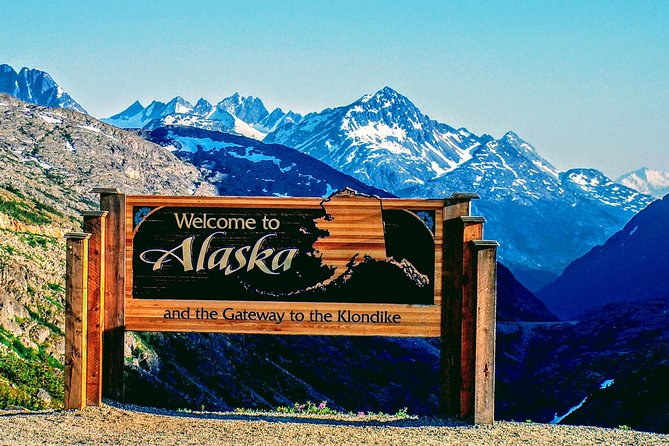 Skagway Shore Excursion: Full-Day Tour of the Yukon - Carcross Desert and the route into the Yukon