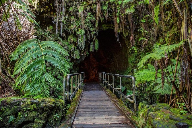 Small Group Big Island Twilight Volcano and Stargazing Tour - Five things to know before booking