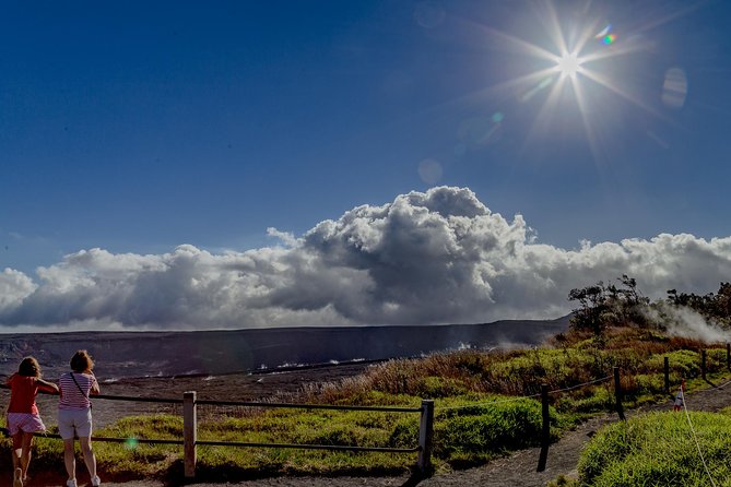 Small Group Big Island Twilight Volcano and Stargazing Tour - The guides are part of the attraction