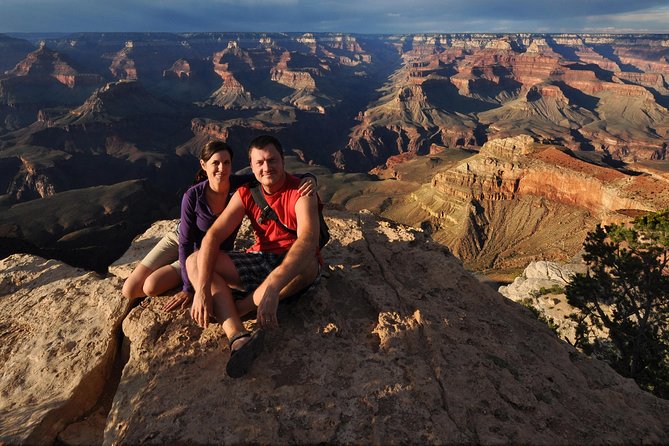 Small-Group Grand Canyon Day Tour from Flagstaff - El Tovar Hotel: a graceful first look at the South Rim