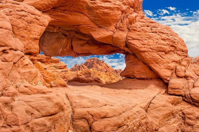 Small Group: Valley of Fire Half Day Tour from Las Vegas - Red and white sandstone at the scenic overlook