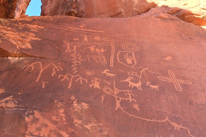 Small Group: Valley of Fire Half Day Tour from Las Vegas - Elephant Rock, an easy photo favorite