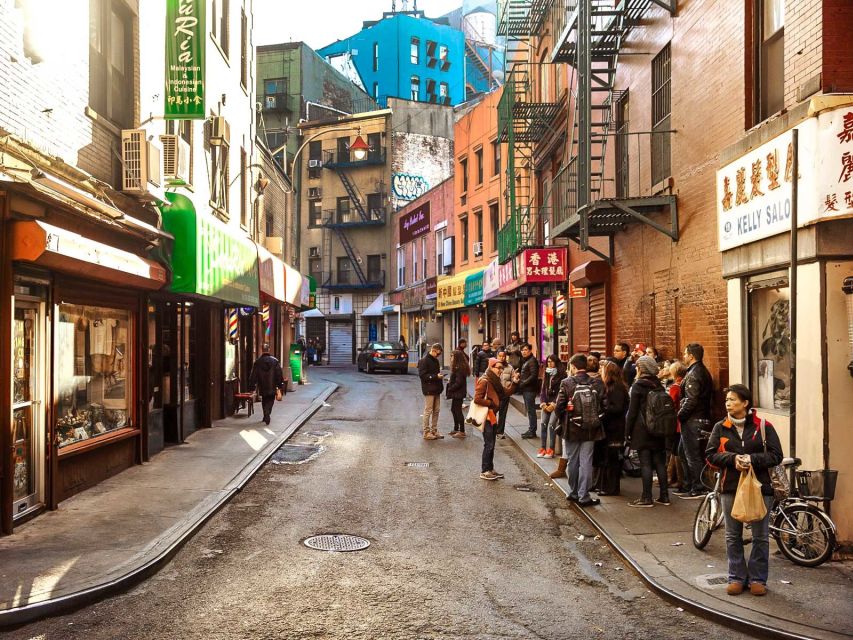 SoHo, Little Italy, and Chinatown 2-Hour Guided Walk - Chinatown, the Opium Den, and the Bloody Angle