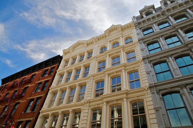 SoHo, Little Italy, and Chinatown Walking Tour in New York - SoHo’s cast-iron streets in about 30 minutes