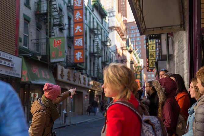 SoHo, Little Italy, and Chinatown Walking Tour in New York - Guide style can make or break the experience