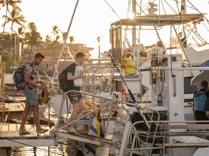 South Maui: Snorkel to Coral Gardens or Molokini Crater - The ride across Maalaea Bay