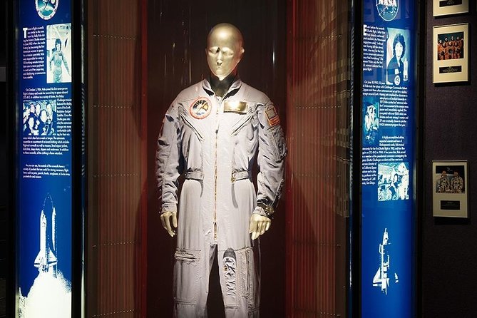Space Center Houston Admission Ticket - Mission Briefing Center Films and Talks