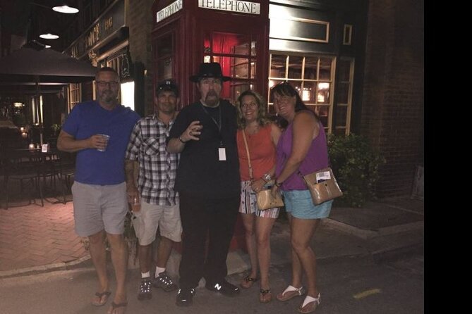 Spooky Savannah Haunted Pub Crawl - Wright Square, the old hanging square