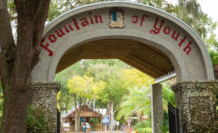 St. Augustine: Hop-on Hop-off Trolley Tour with Museum Entry - Stops 2 through 5: Wax figures, city gates, and Castillo de San Marcos