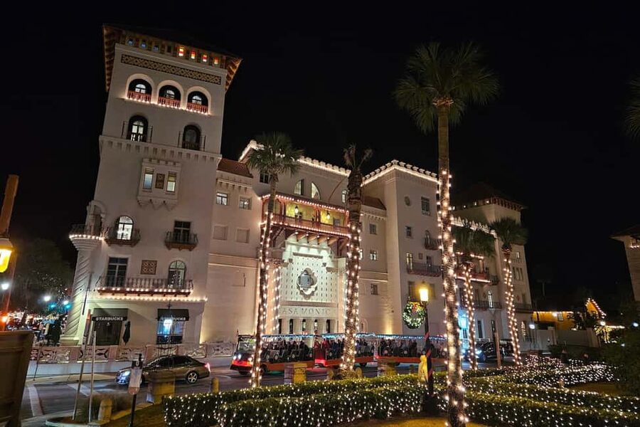 St Augustine: Nights of Lights Trolley Tour - The driver makes or breaks the mood