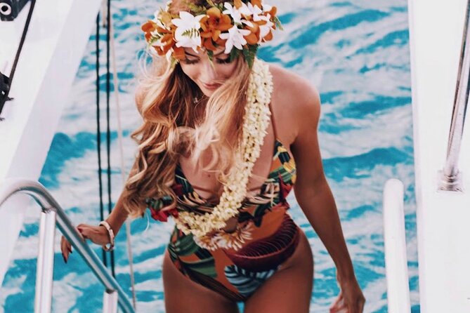 Sunset Boat Cruise: Swim and Cruise Waikiki - Watching the Sky Change Over Waikiki