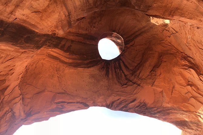 Sunset Tour of Monument Valley - Moccasin Arch, Big Hogan Arch, and live music