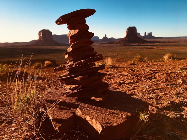 Sunset Tour of Monument Valley - The West and East Mitten viewpoint starts the evening