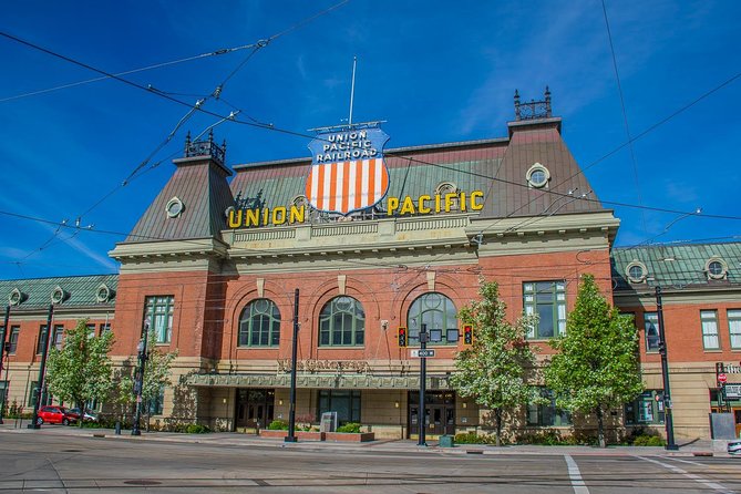 Tabernacle Choir Performance + Salt Lake City Guided Bus Tour - Capitol Hill reveals another side of the city