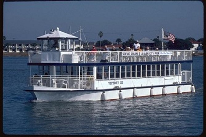 Take a Scenic Boat Ride in St. Augustine - Slow passes for landmark photographs