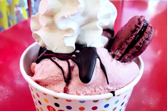 Taste the Vegas Strip: A Local’s Food Tour Experience - Grand Bazaar Shops and the pleasure of browsing