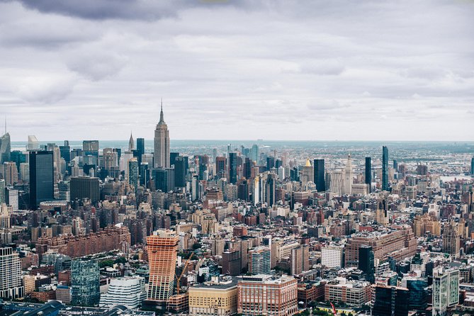 The Manhattan Helicopter Tour of New York - Pilot commentary and the quality of the ground operation