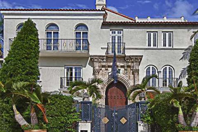 The Official Art Deco Walking Tour by The Miami Design Preservation League - Why Miami Beach Art Deco deserves a closer look
