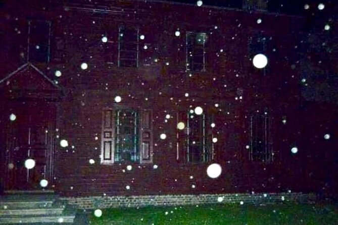 The Original Ghosts of Williamsburg Tour - Candlelight, rain, and the right kind of spooky