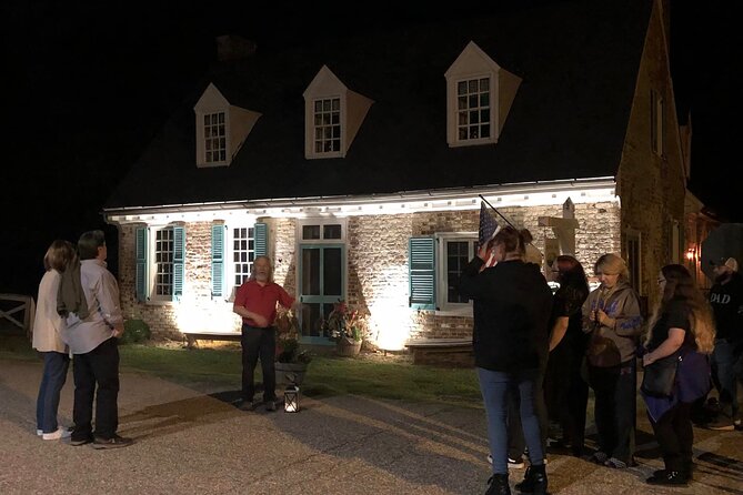 The Original Ghosts of Williamsburg Tour - Family appeal, group energy, and hearing the stories