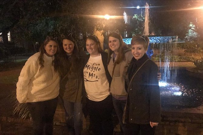 True Crime Pub Crawl - the Original Savannah Murder Tour - Walking through Oglethorpe Square and Savannah’s dark corners