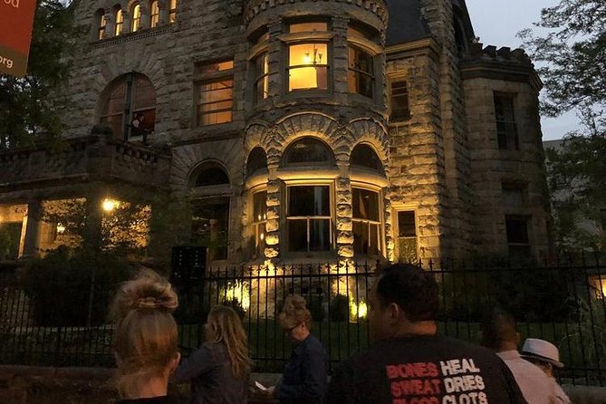 Twilight Ghost Tour - The guides make or break the evening