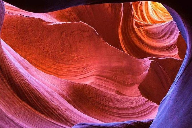 Upper Antelope Canyon Ticket - Walking through Upper Antelope Canyon