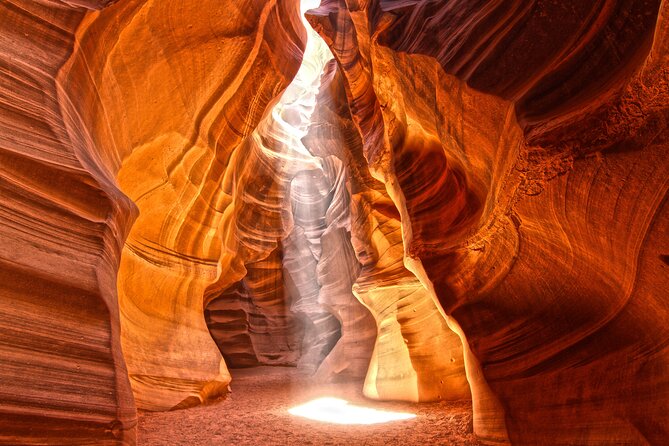 Upper Antelope Canyon Tour-AACT - Why Upper Antelope Canyon is so famous
