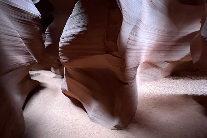 Upper Antelope Canyon Tour-AACT - Photography help is one of the tour’s strongest points