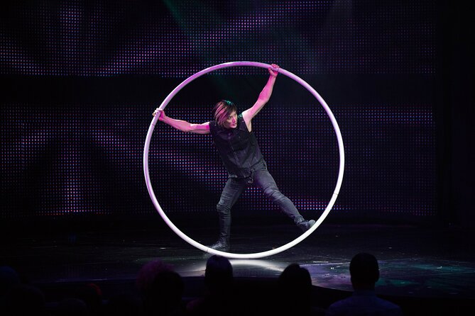 V - The Ultimate Variety Show at Planet Hollywood Resort and Casino - Planning your time around Miracle Mile