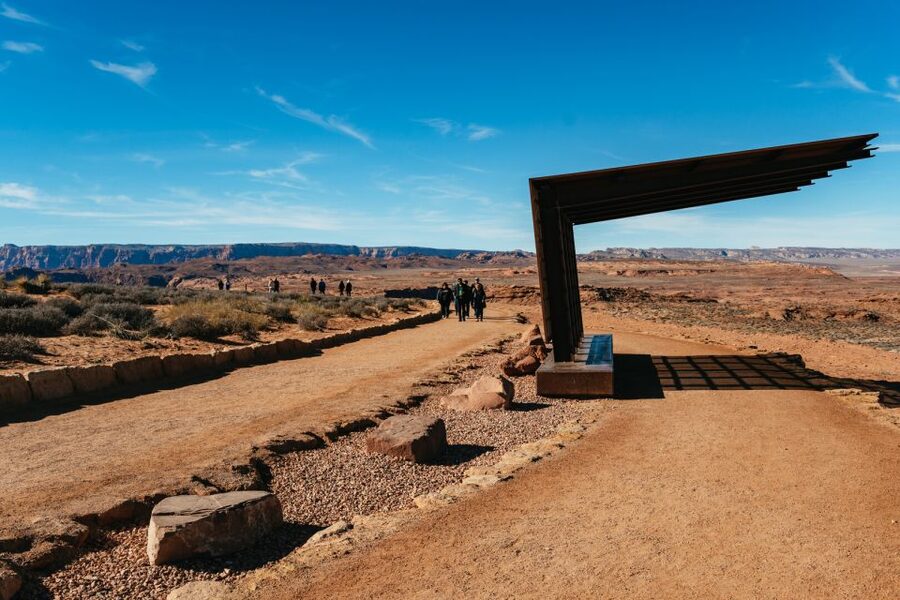 Vegas: Antelope Canyon & Horseshoe Bend Tour at Golden Hour - Should you book the Horseshoe Bend and Antelope Canyon tour?