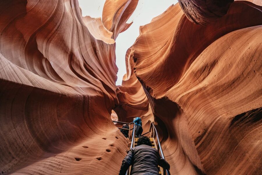 Vegas: Antelope Canyon & Horseshoe Bend Tour at Golden Hour - Lower Antelope Canyon with a Navajo guide