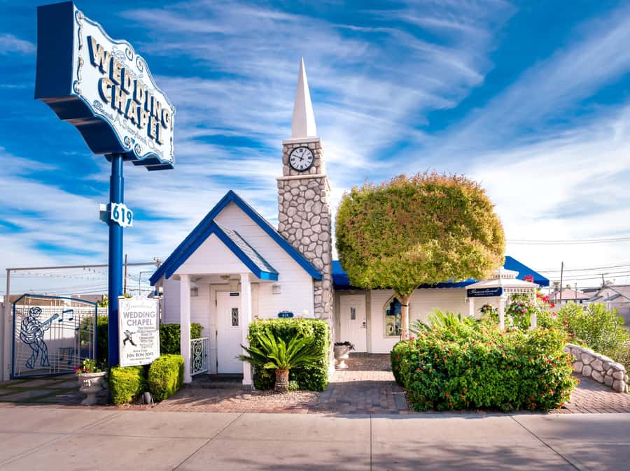 Vegas: Elvis-Themed Graceland Chapel Wedding or Vow Renewal - Photography, digital images, and the $80 credit