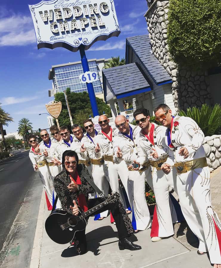 Vegas: Elvis-Themed Graceland Chapel Wedding or Vow Renewal - Booking advice and small things to remember