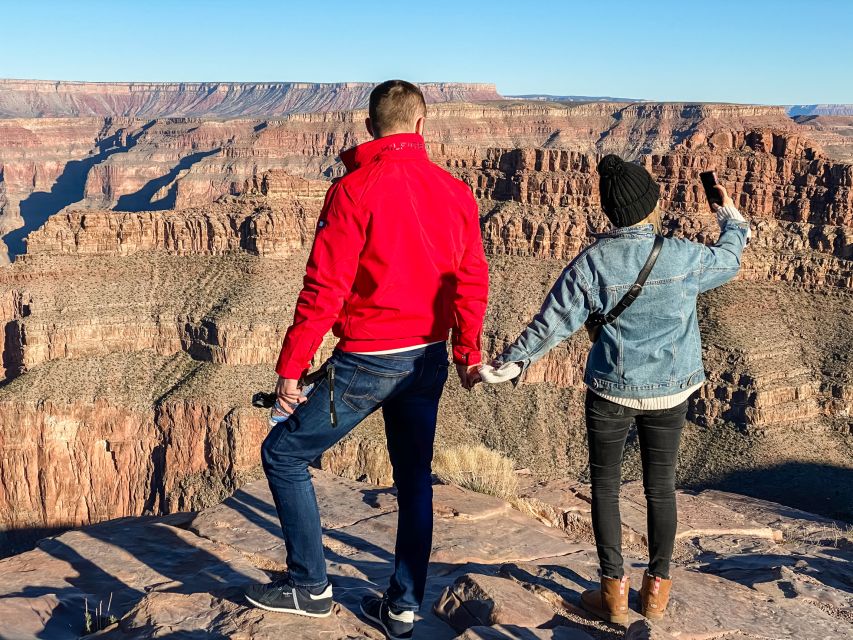 Vegas: Grand Canyon, Hoover Dam, Lunch/Skywalk Options, WiFi - Hoover Dam is a photo stop, not a full tour